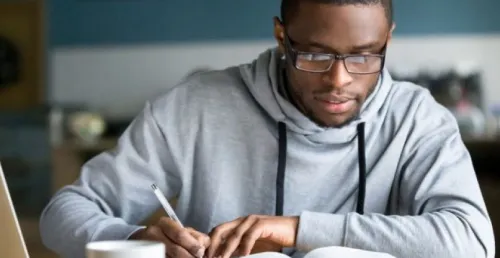 Cover Image for Comprehensive Guide to Veteran Scholarship