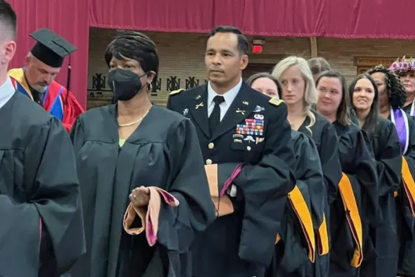Zelaya graduation