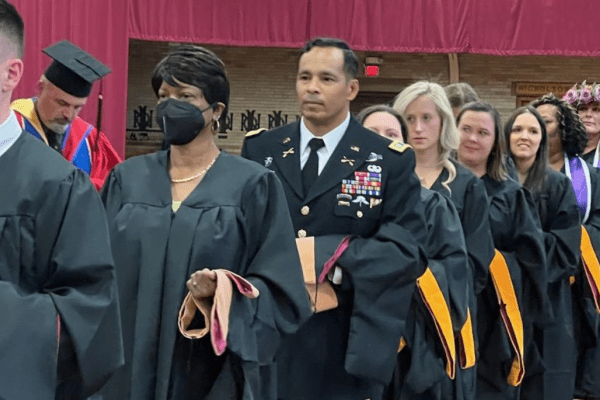 Zelaya graduation