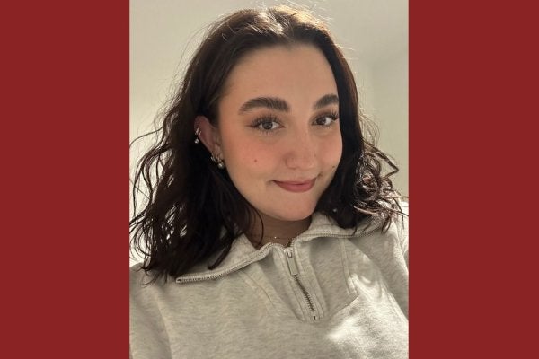 Amna Cicak Headshot